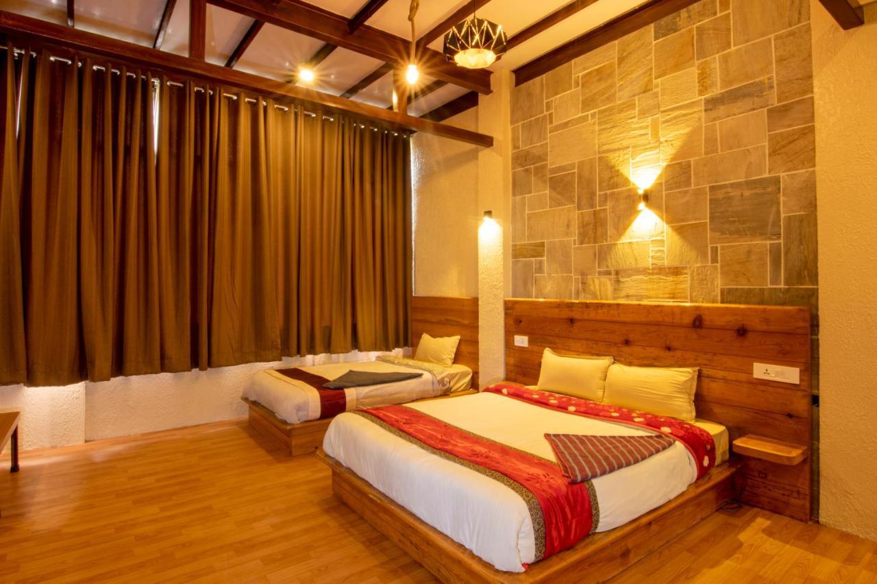 Peaceful Cottage & Cafe Du Mont Nagarkot Εξωτερικό φωτογραφία