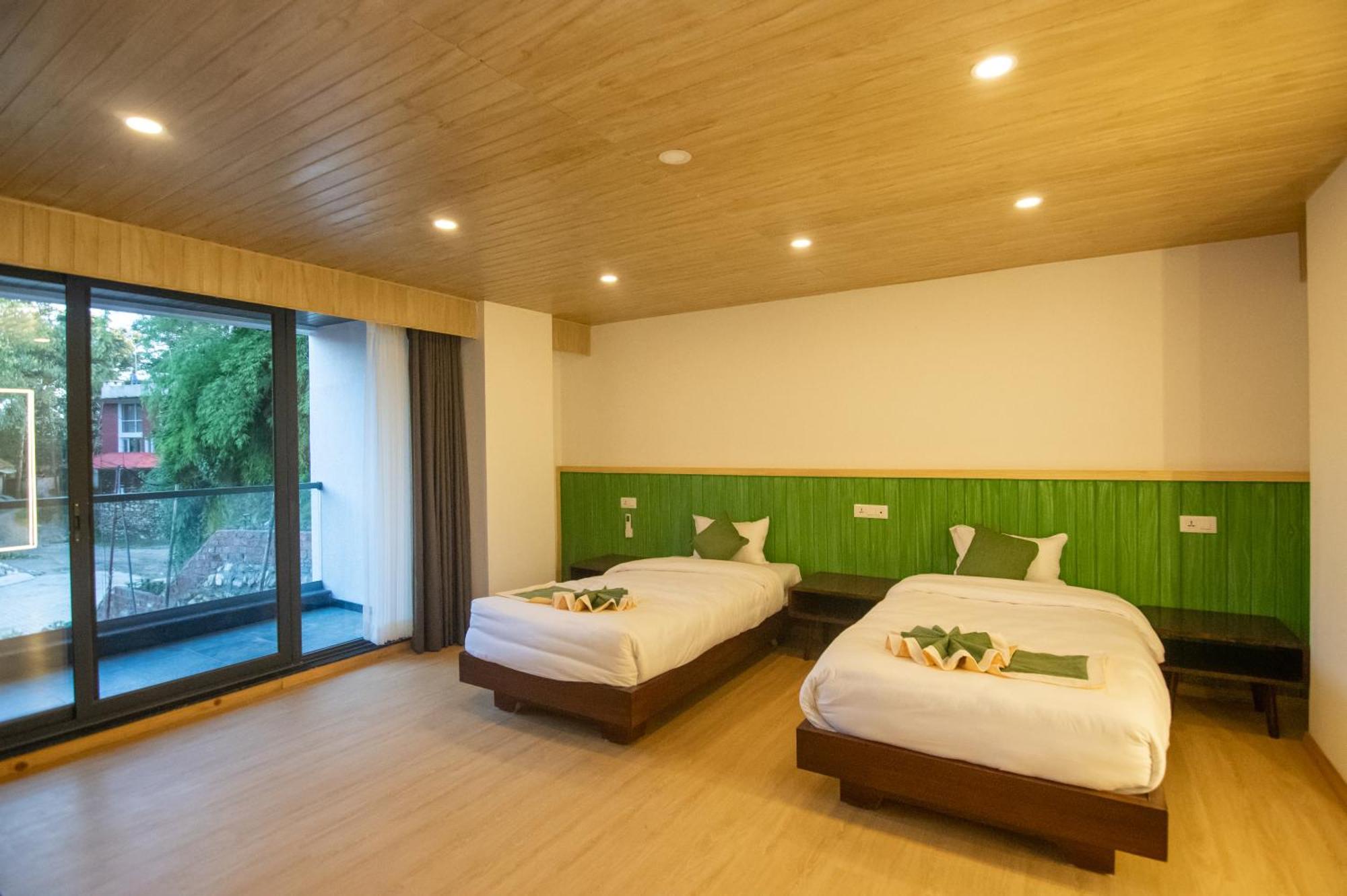 Peaceful Cottage & Cafe Du Mont Nagarkot Εξωτερικό φωτογραφία