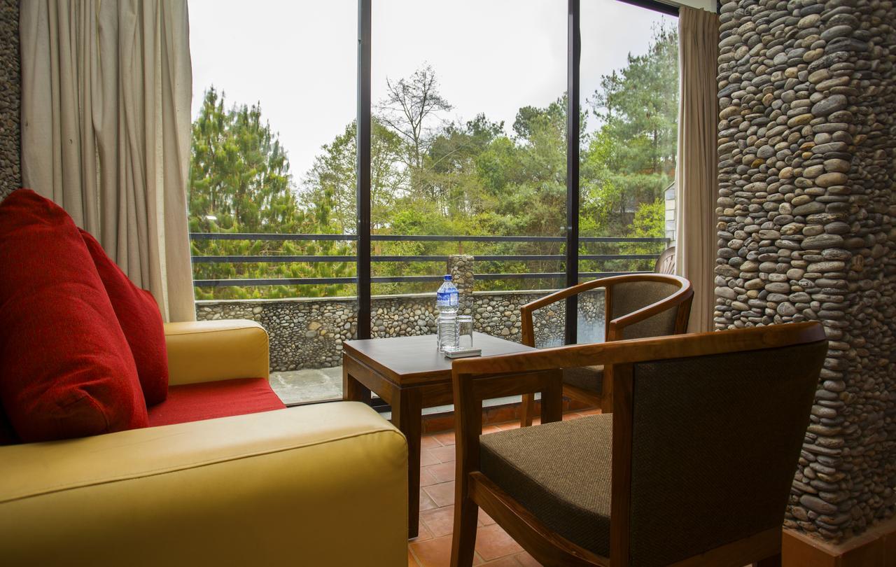 Peaceful Cottage & Cafe Du Mont Nagarkot Εξωτερικό φωτογραφία