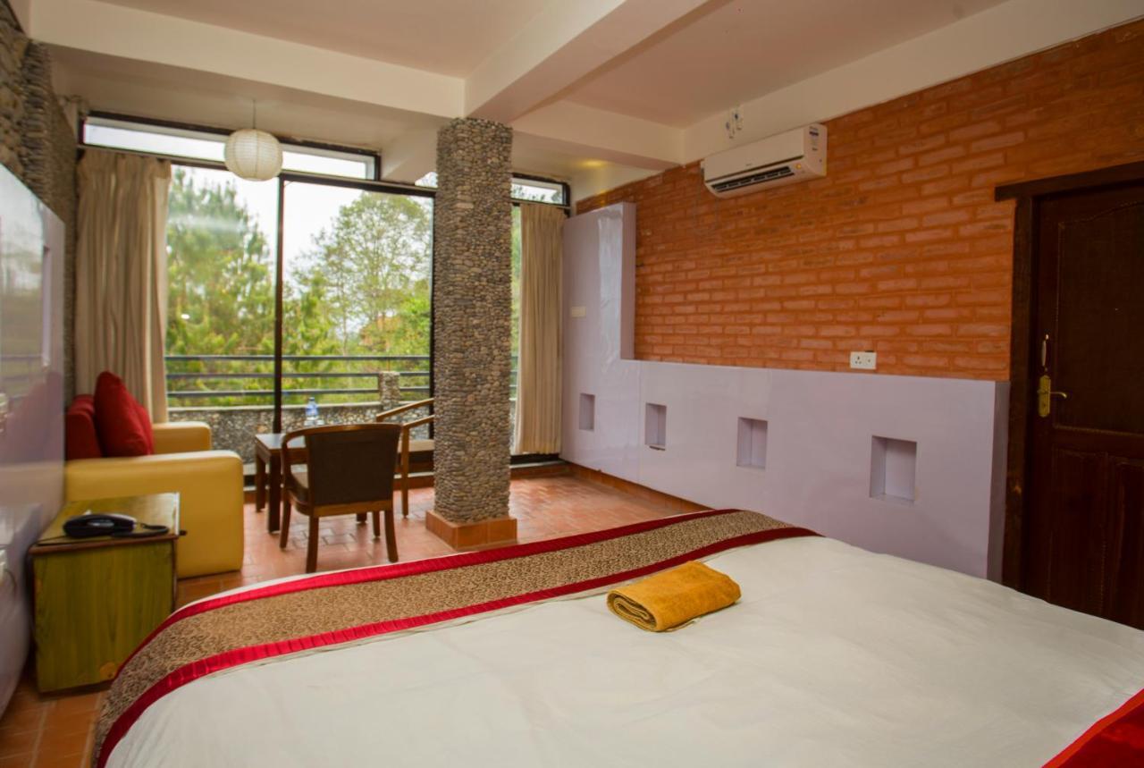 Peaceful Cottage & Cafe Du Mont Nagarkot Εξωτερικό φωτογραφία